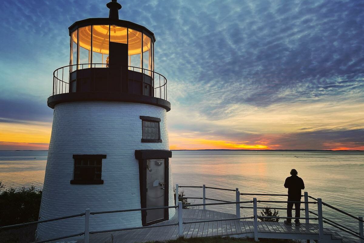 Owls Head Lighthouse sunrise photo tour with Dee Peppe in Maine.