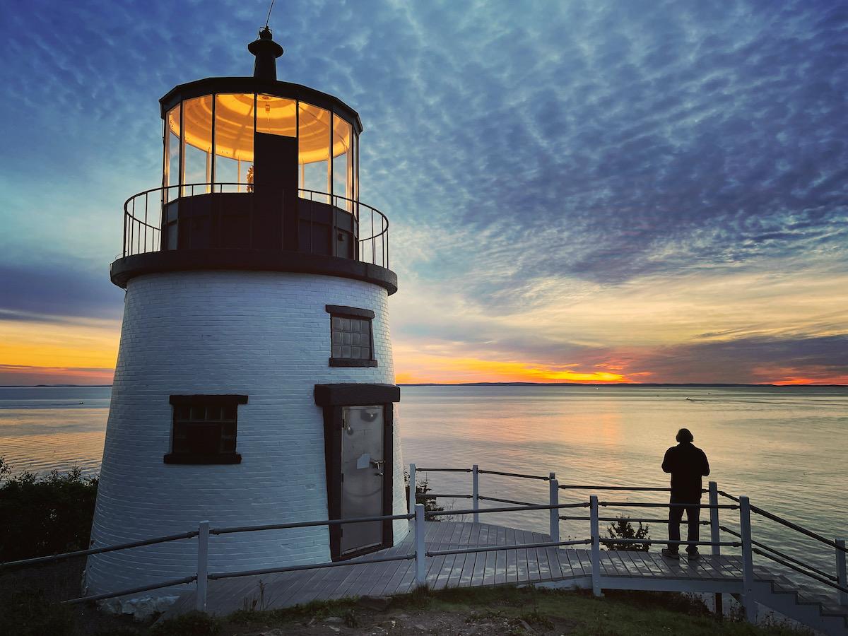 Owls Head Lighthouse sunrise photo tour with Dee Peppe in Maine.
